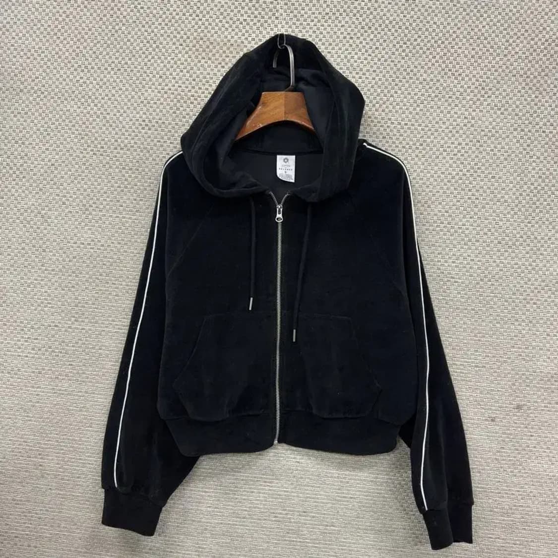 탑텐 밸런스 여성 벨벳 오버핏 크롭 후드집업 S M09562 상품이미지1