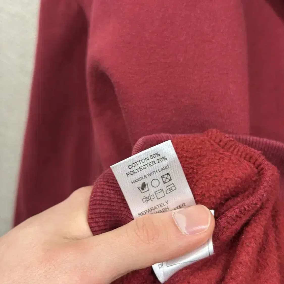 OIOI 오아이오아이 와인 자수로고 약기모 후드티 M M08950 상품이미지4