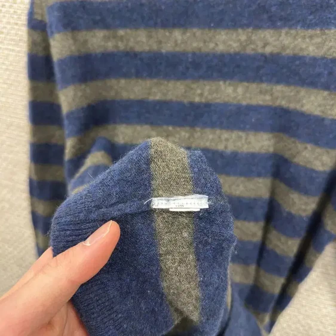 바나나리퍼블릭 캐주얼 스트라이프 라운드넥 니트 S M09907 상품이미지4