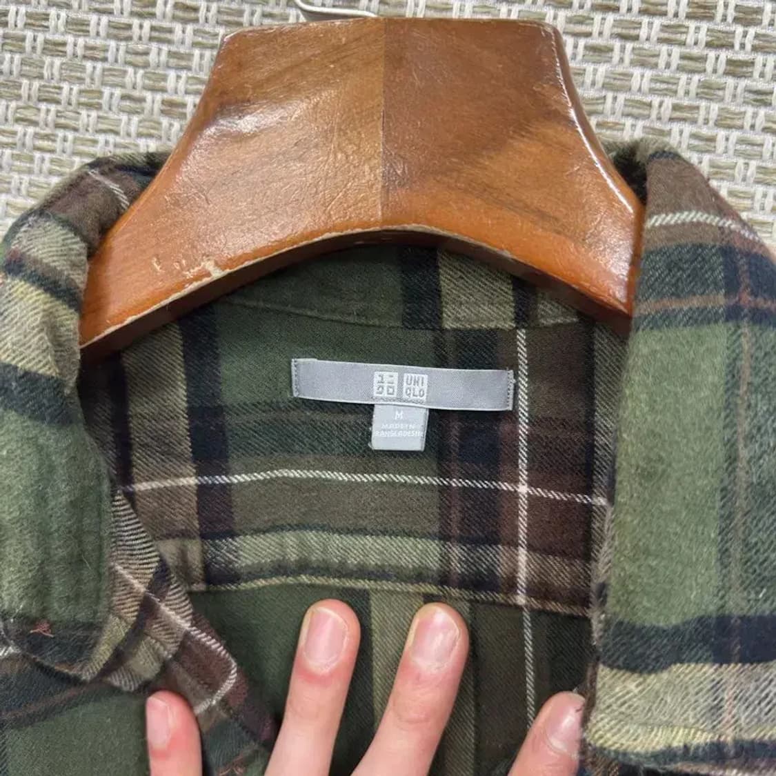 유니클로 카키 캐주얼 체크 셔츠 M M09912 상품이미지3