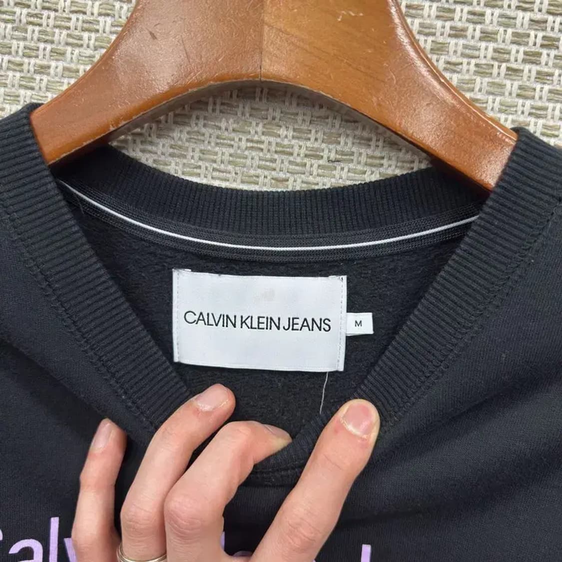 캘빈클라인 프린팅로고 약기모 맨투맨 M M10153 상품이미지3