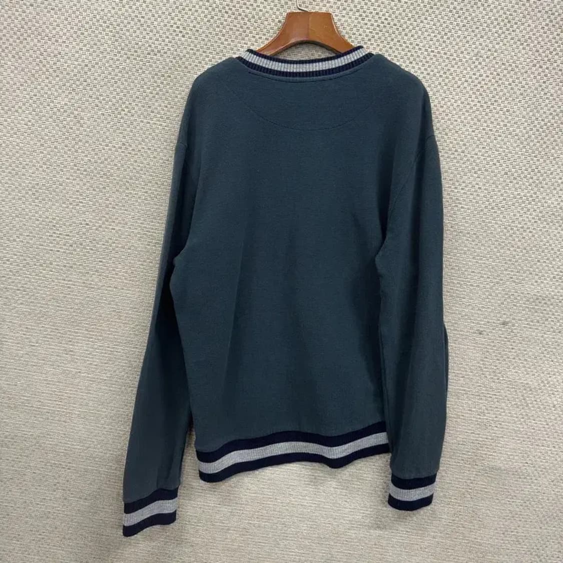 게스 캐주얼 사이드로고 스웻셔츠 맨투맨 XL M10388 상품이미지2