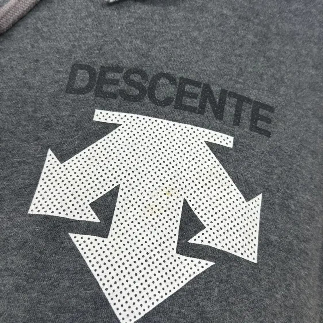 데상트 캐주얼 빅로고 약기모 후드티 90 M10398 상품이미지5