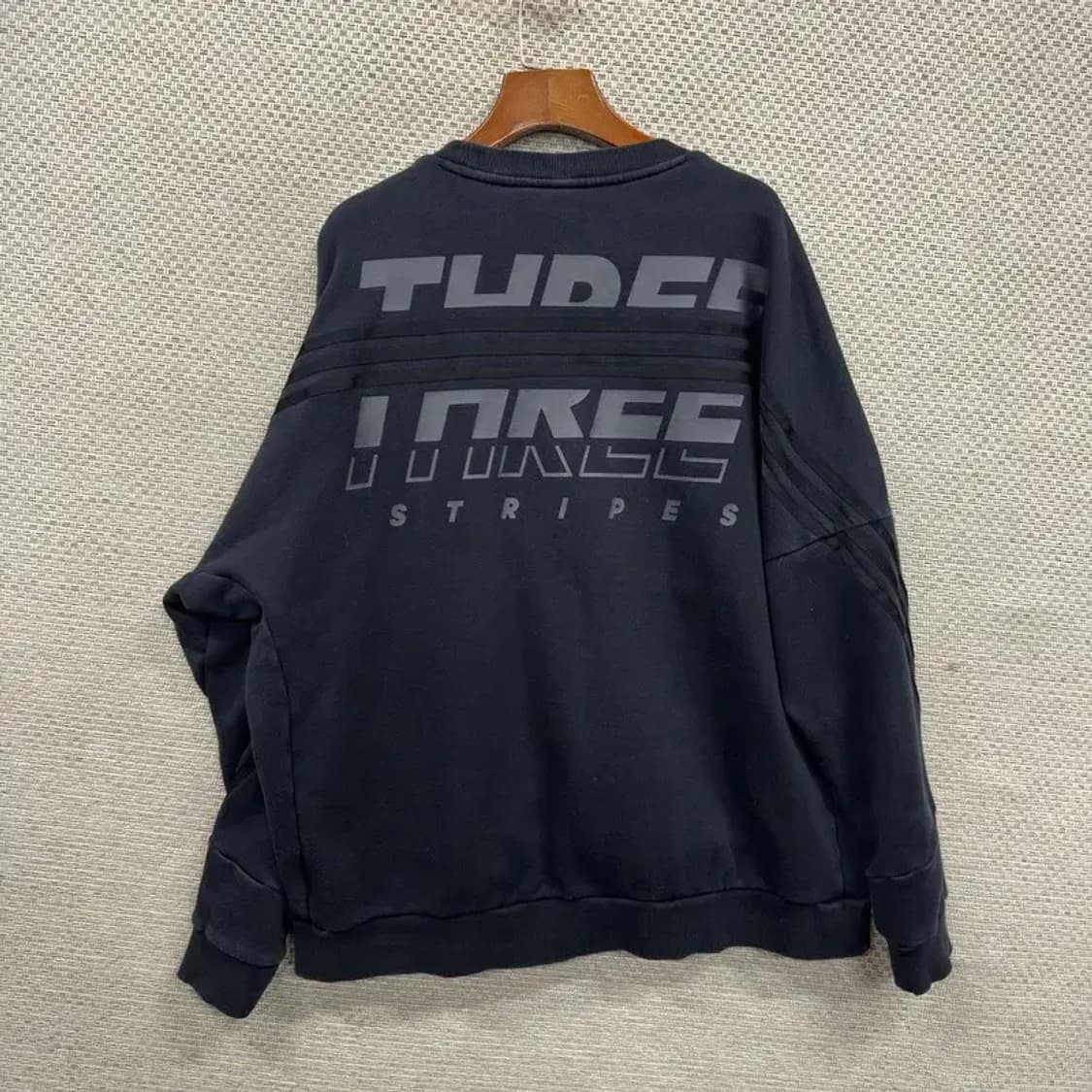 아디다스 캐주얼 사이드로고 약기모 스웻셔츠 맨투맨 2XL M10408 상품이미지2