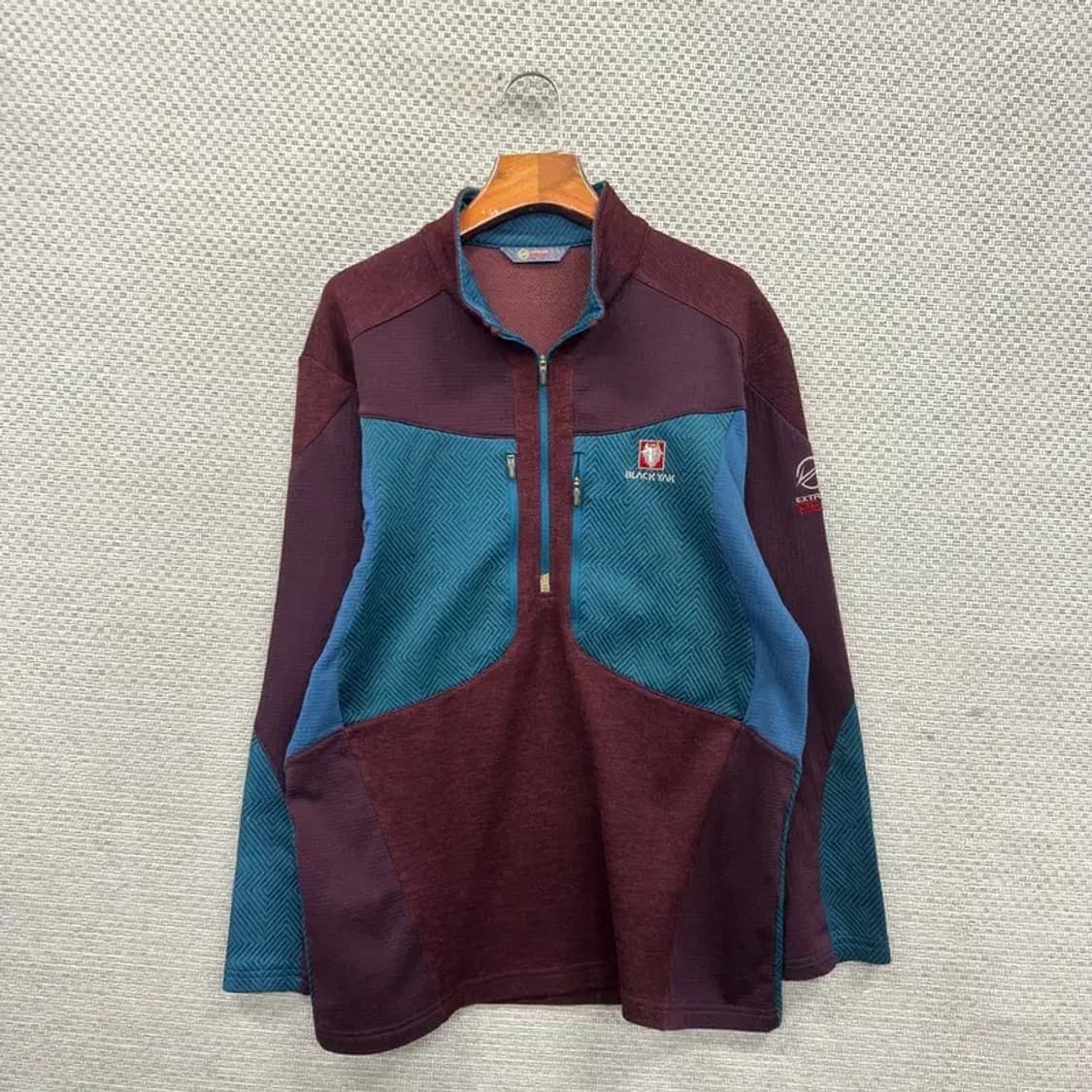 블랙야크 아웃도어 반집업 긴팔티 105 M10271 상품이미지1