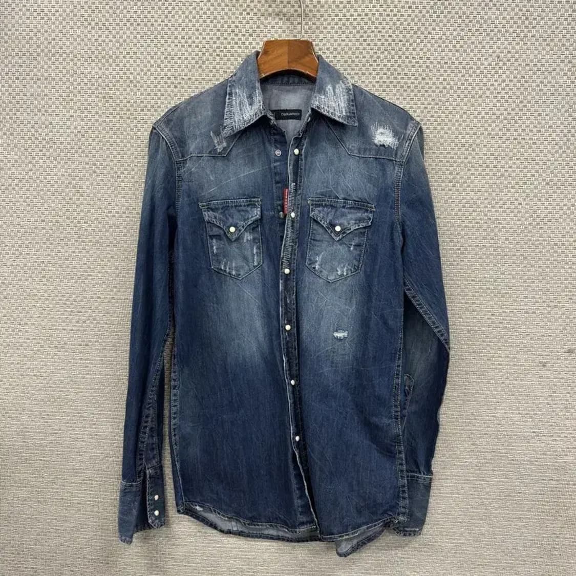 디스퀘어드2 캐주얼 디스트로이드 데님 셔츠 44 M10513 상품이미지1