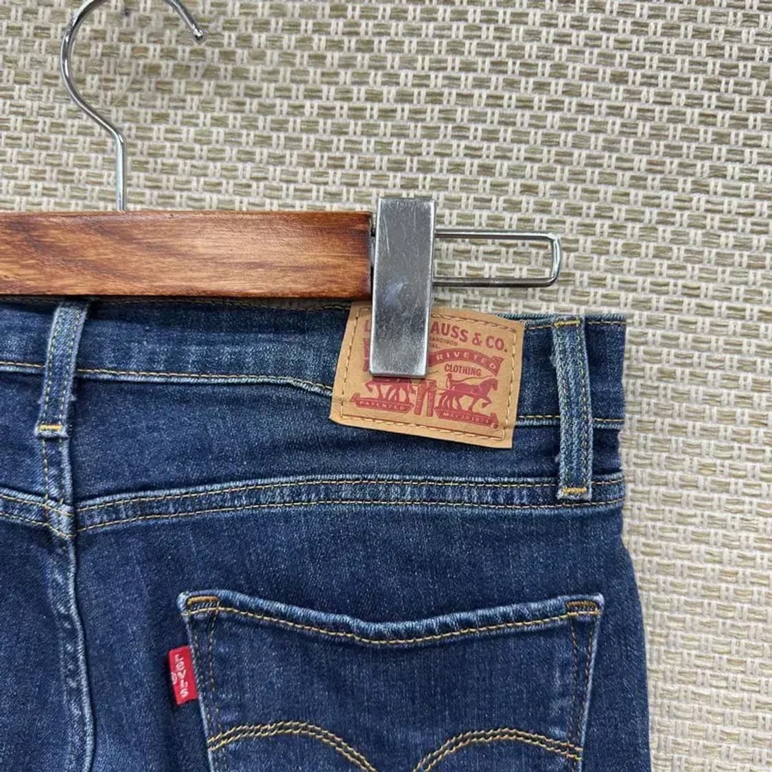 리바이스 724 하이라이즈 데님 청바지 28인치 M10527 상품이미지3