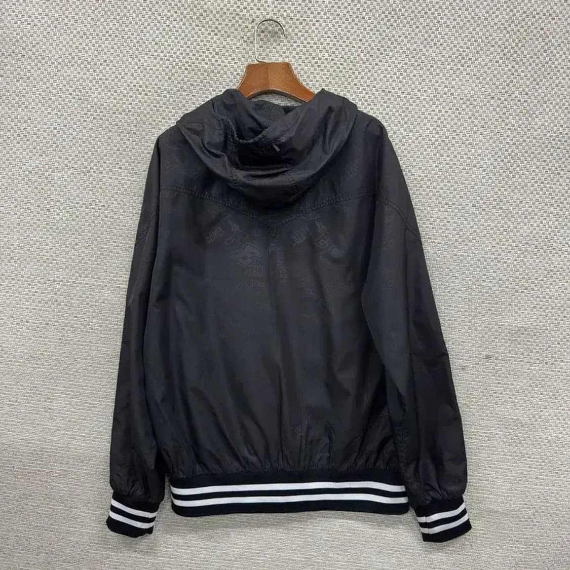 에비수 캐주얼 사이드로고 윈드러너 바람막이 L M10516 상품이미지2