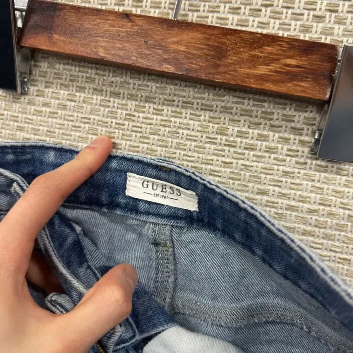 게스 캐주얼 로고 데님 청바지 27인치 M10291 상품이미지4