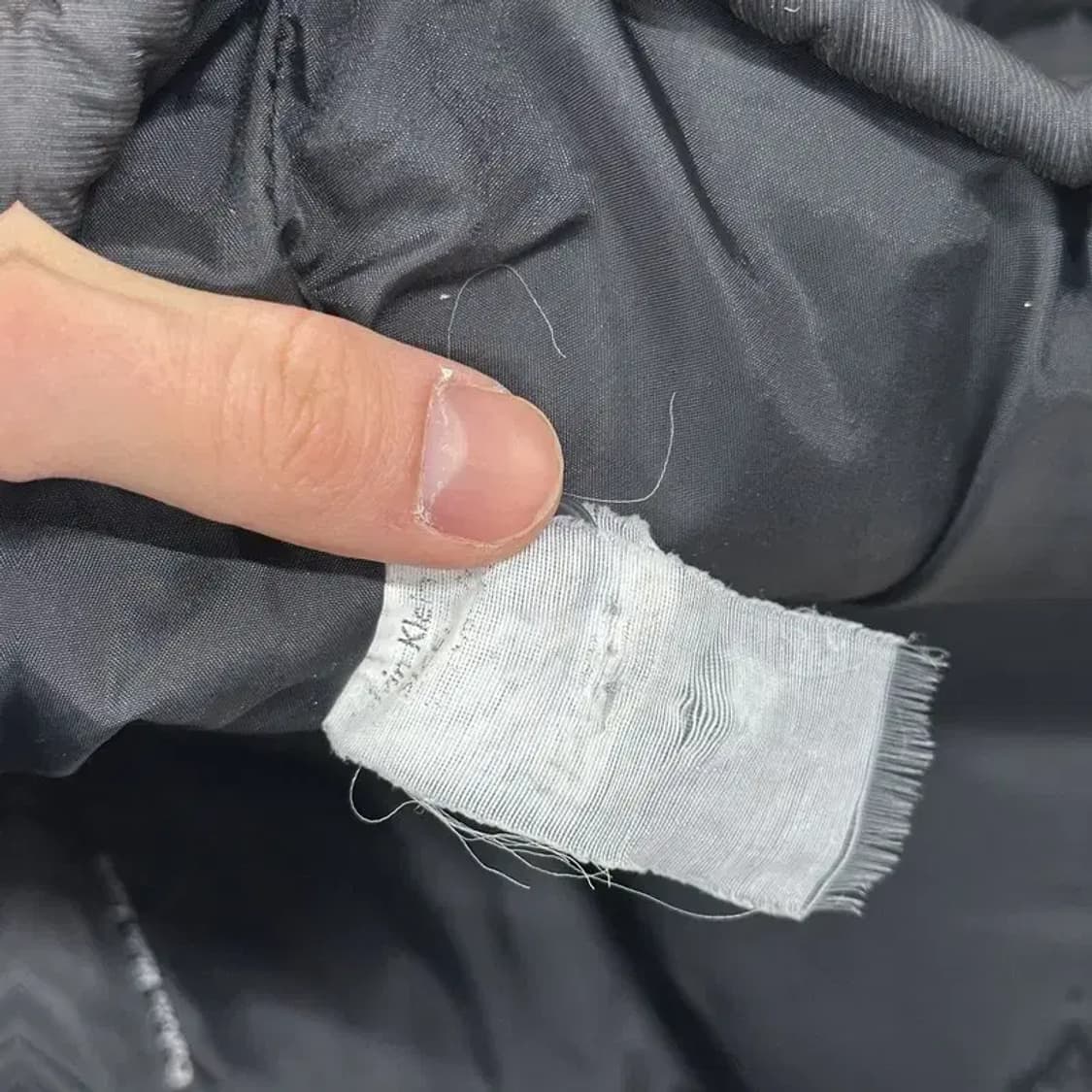 캘빈클라인 블랙 패딩 점퍼 M M10863 상품이미지4