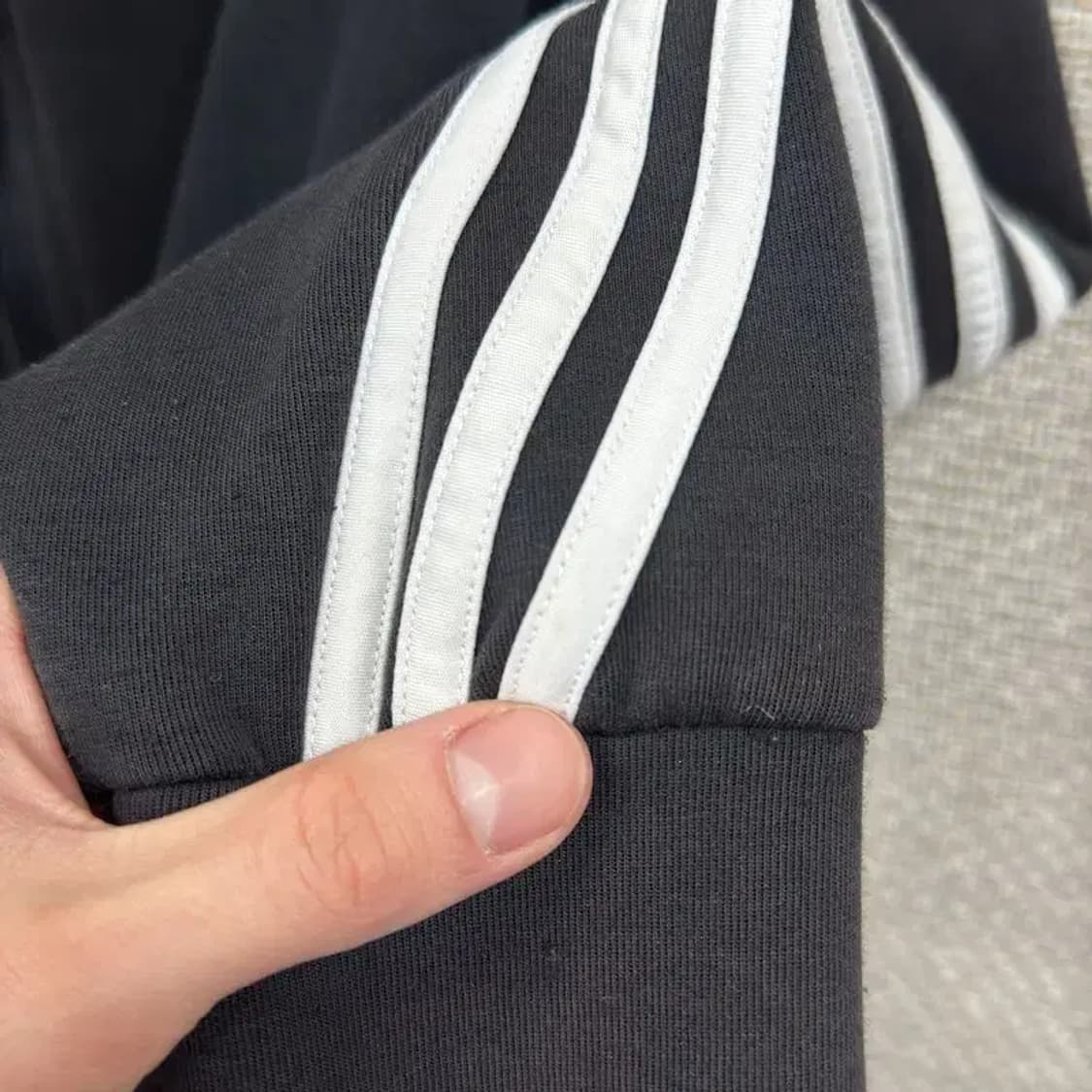 아디다스 삼선로고 숏 후드집업 L M10881 상품이미지7