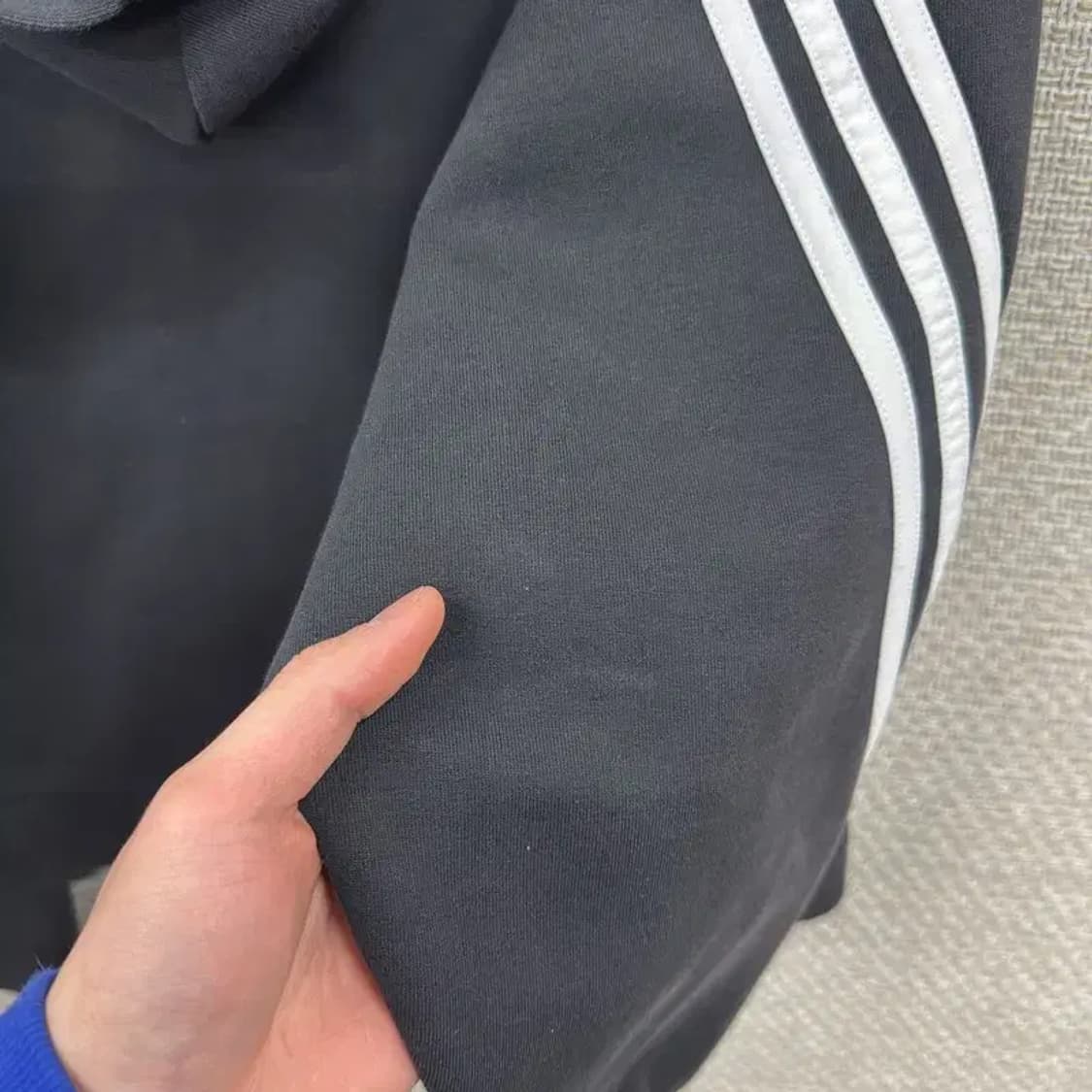 아디다스 삼선로고 숏 후드집업 L M10881 상품이미지8