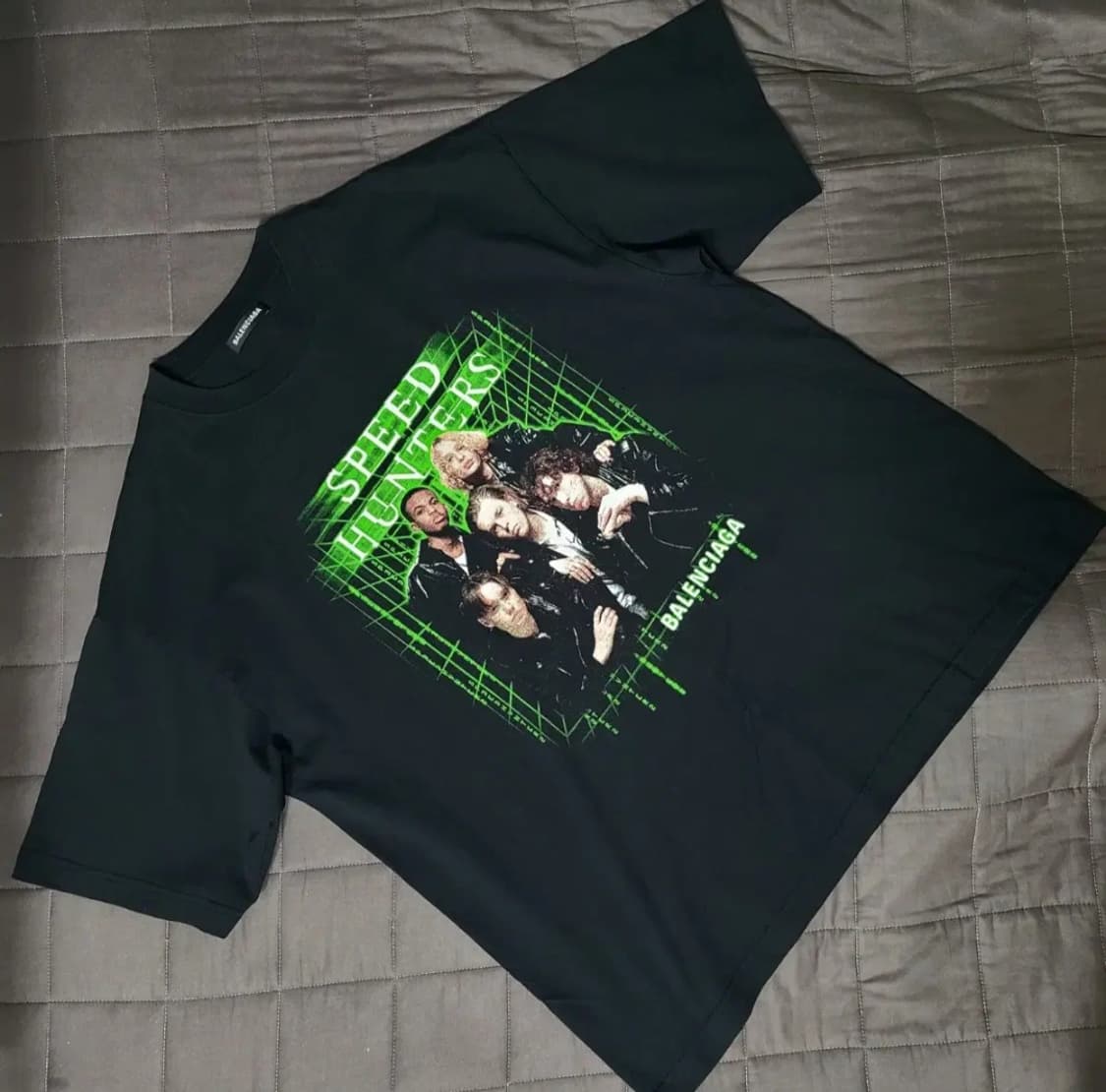정품 발렌시아가 스피드헌터 오버핏 반팔 티셔츠 블랙 네온 L사이즈 상품이미지1
