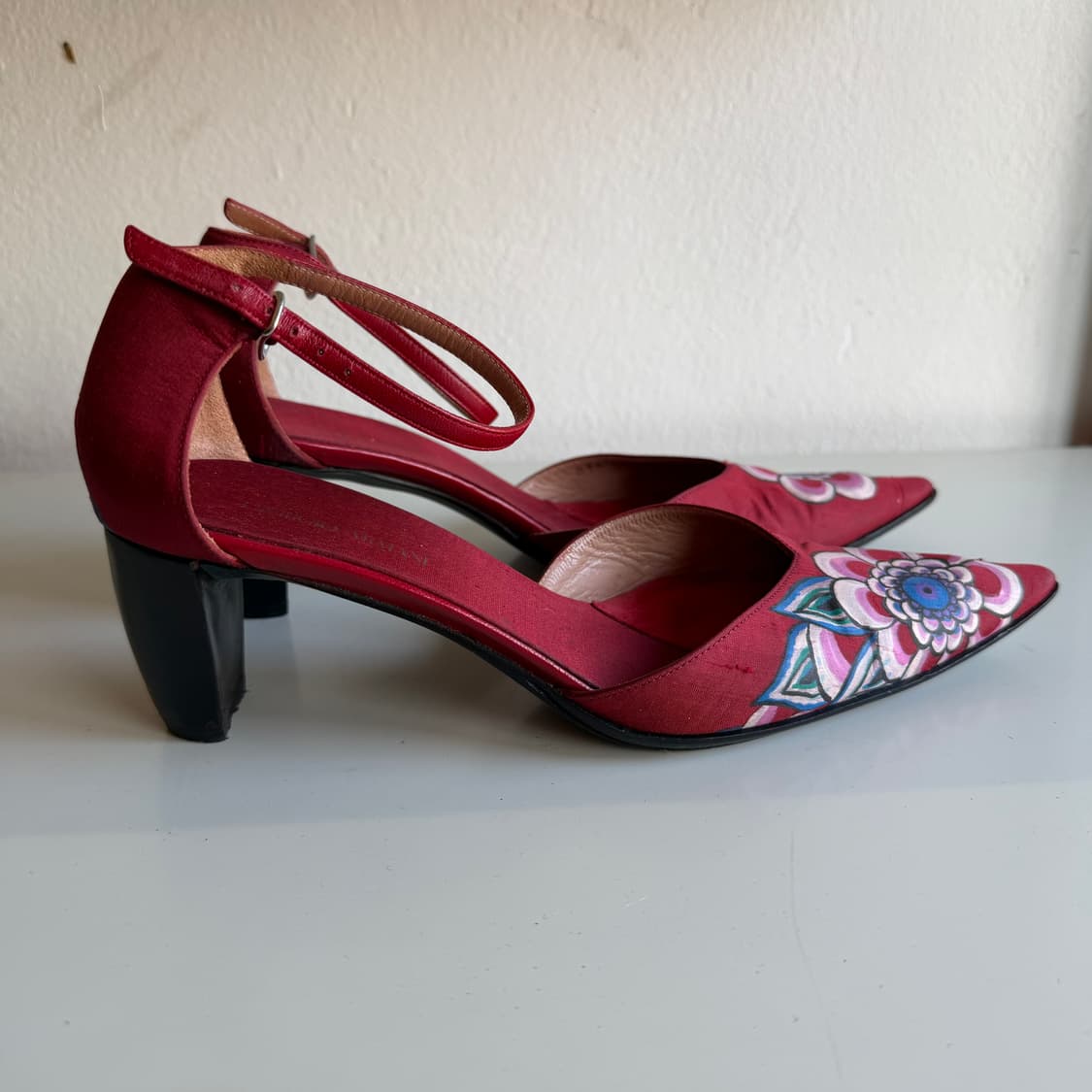 조르지오 알마니 플라워패턴 키튼 힐 상품이미지4