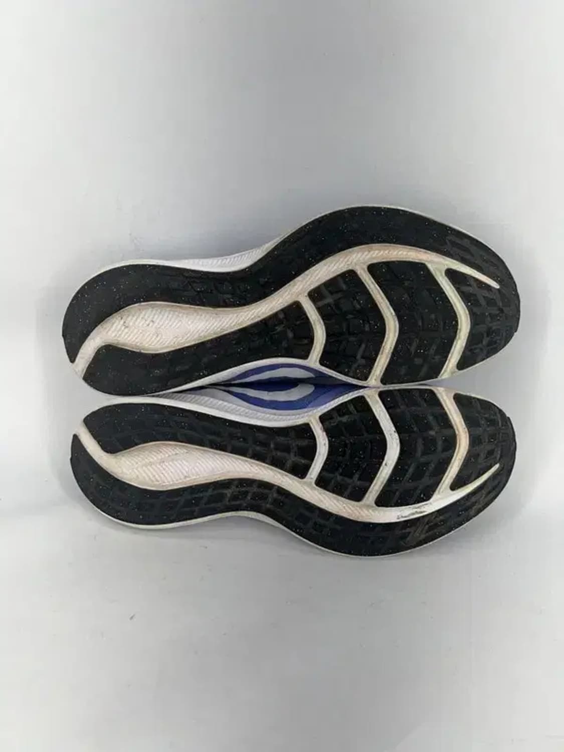NIKE 나이키 운동화 다운쉬프터10 여성 런닝화 235 상품이미지6