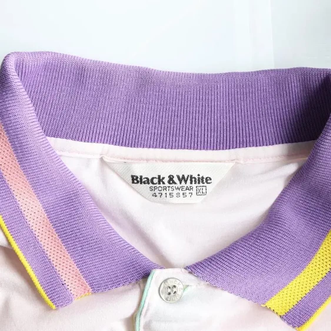 BLACK&WHITE 블랙앤화이트 멀티카라 포켓 티 XL 상품이미지5