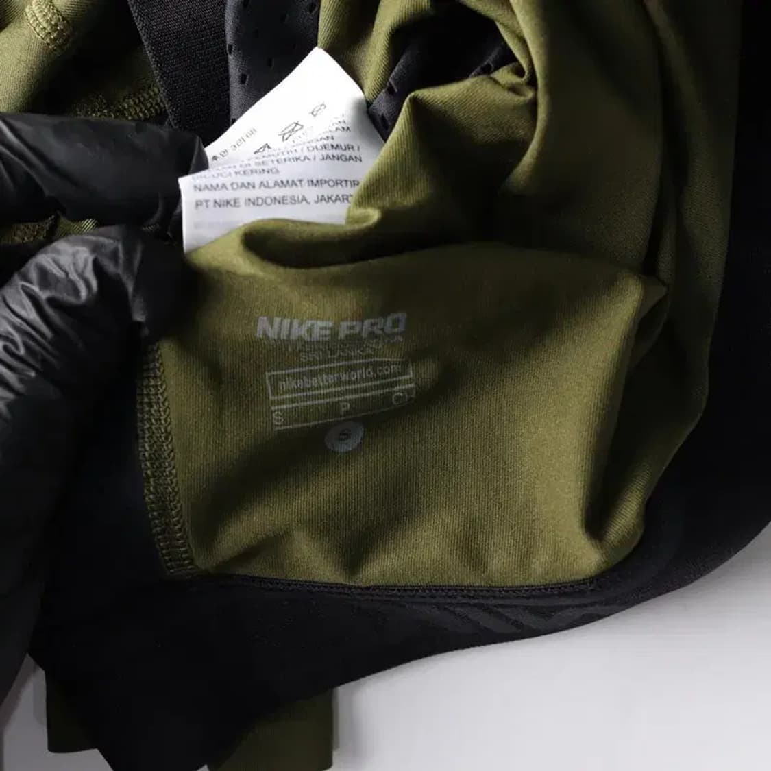NIKE 나이키 크롭 런닝 러너 긴팔 티 S 상품이미지5