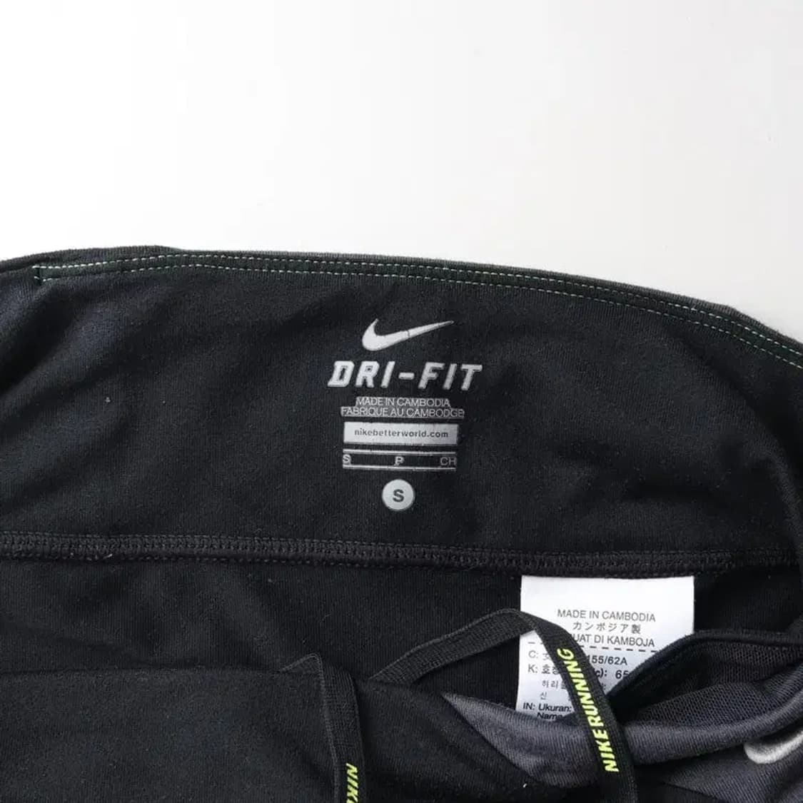 NIKE 나이키 런닝팬츠 핫팬츠 운동바지 S 상품이미지5