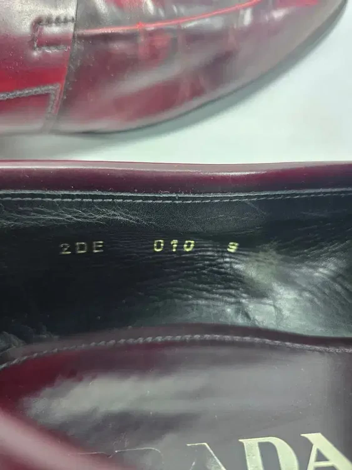 PRADA 프라다 와인색 가죽 로퍼 9 상품이미지7