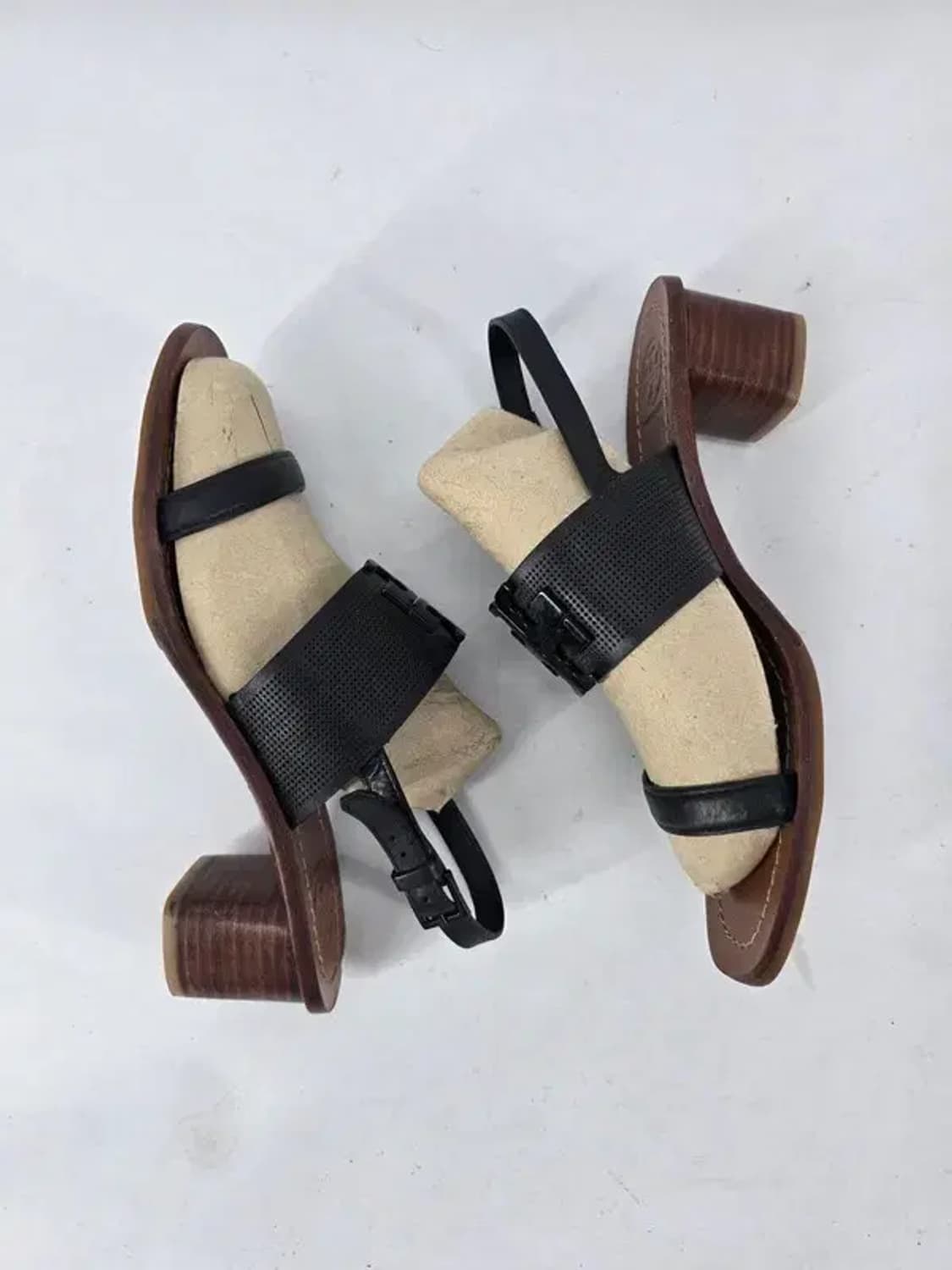 TORY BURCH 토리버치 가죽 로고 샌들 8M 상품이미지3