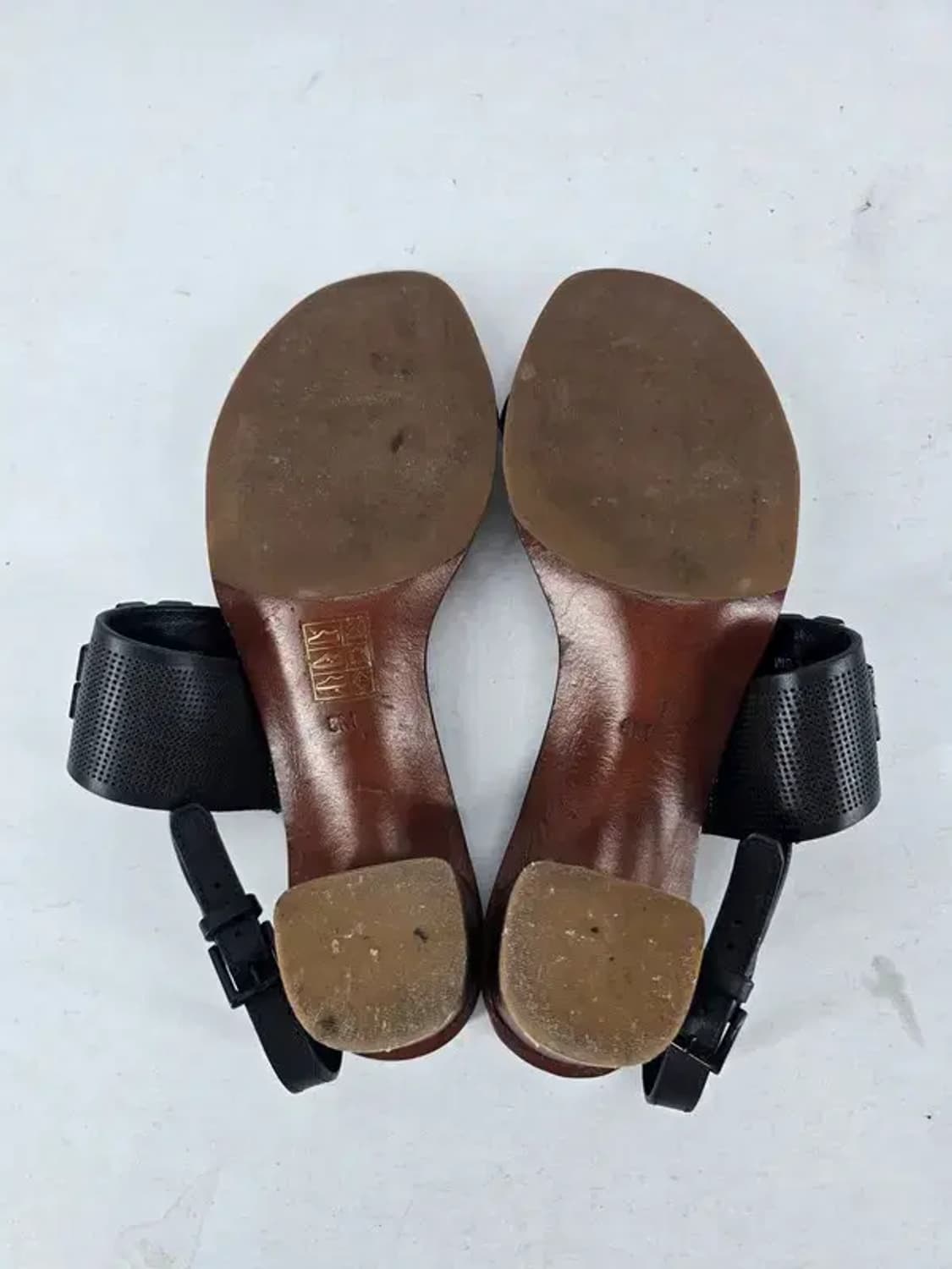 TORY BURCH 토리버치 가죽 로고 샌들 8M 상품이미지6