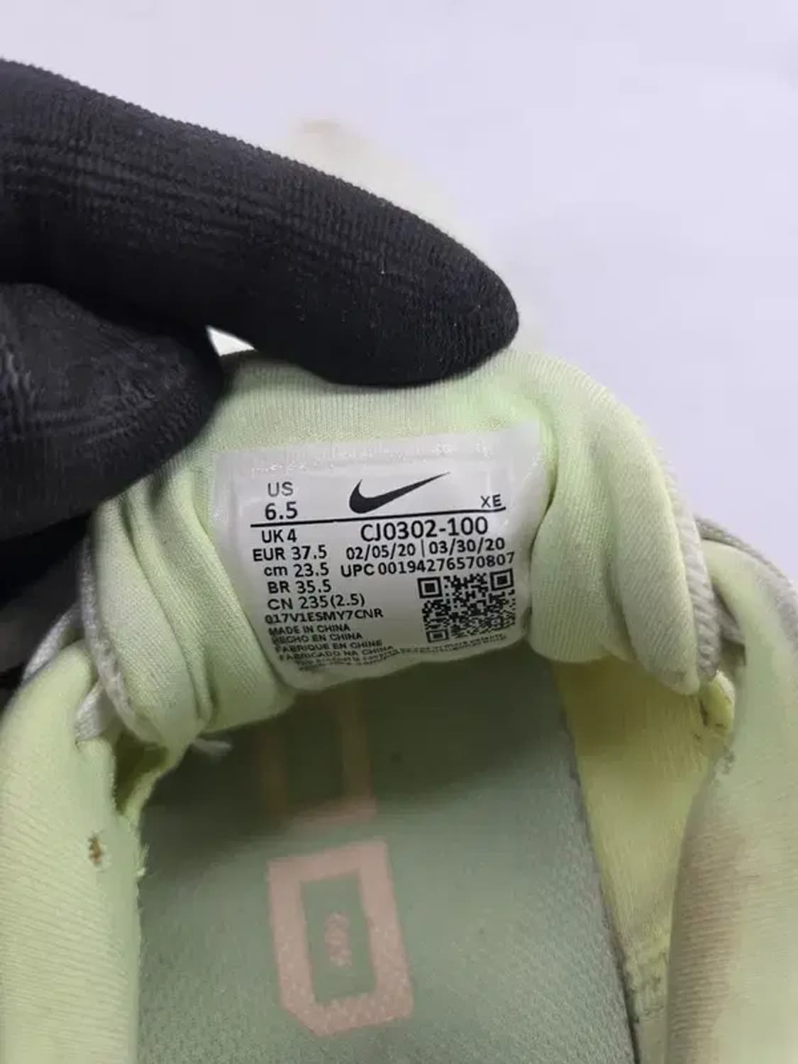 NIKE 나이키 줌 윈플로7 런닝화 235 상품이미지8