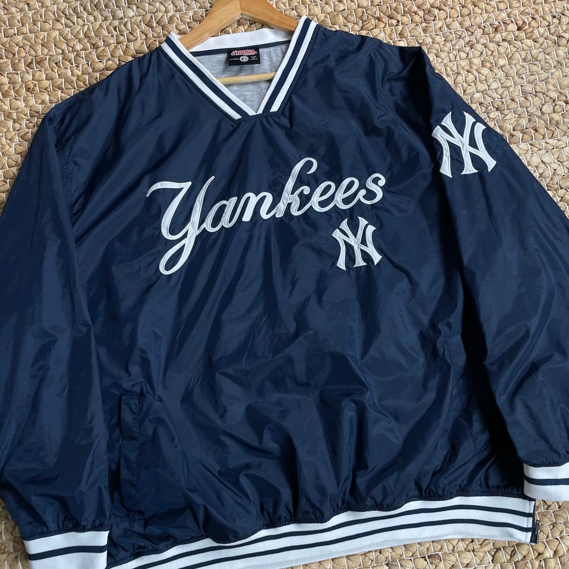 00s Stitches NY 양키즈 빅로고 나일론 웜업 상품이미지3