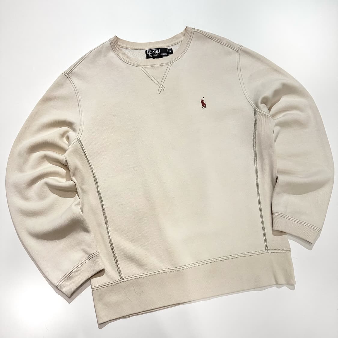 폴로 스티치 라운드 맨투맨 상품이미지1