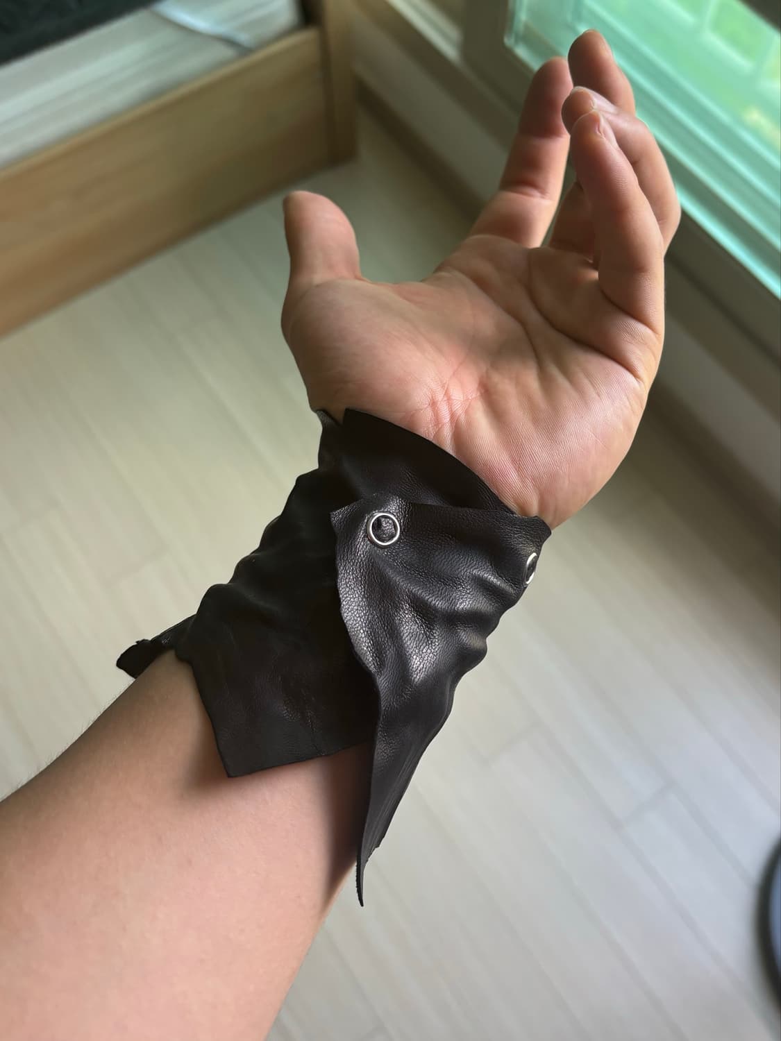 램스킨 스냅 가죽 커프 팔찌 (리버스 가능) 상품이미지6