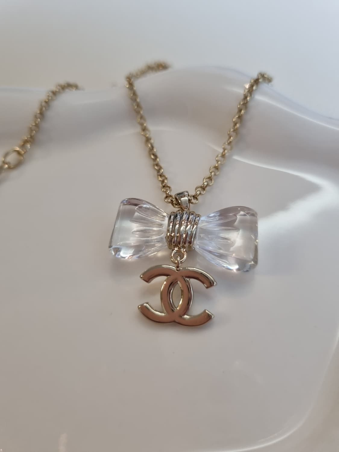 샤넬 투명리본 CC 목걸이 업사이클링 금장 상품이미지3
