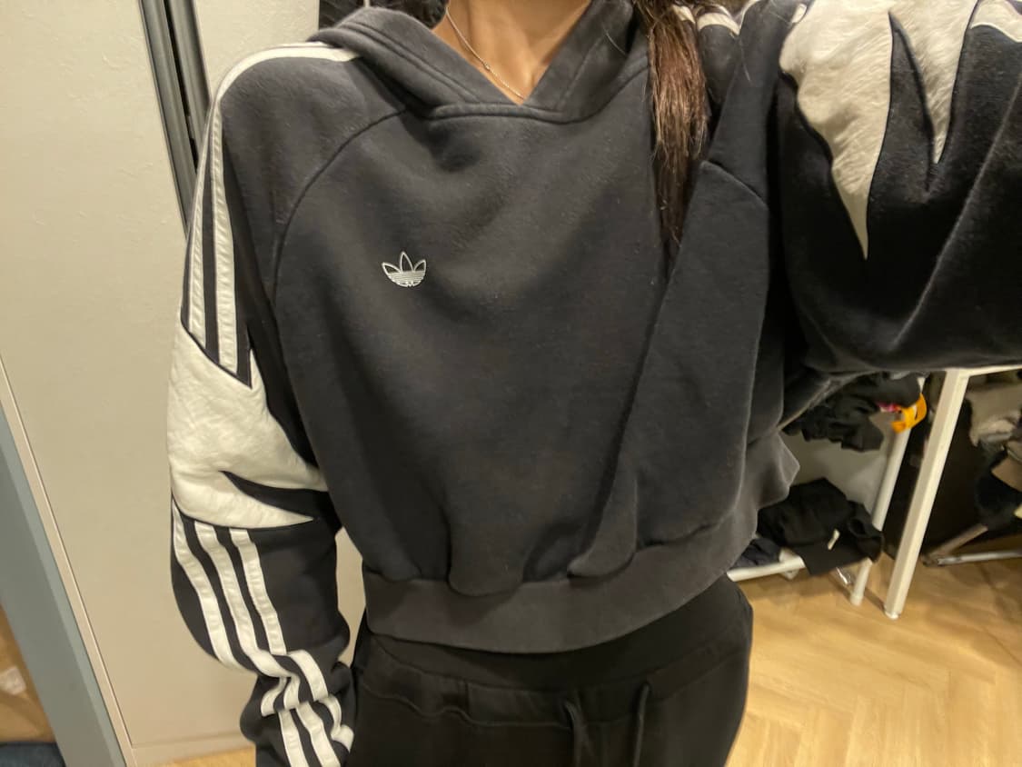 아디다스 크롭후드 상품이미지2