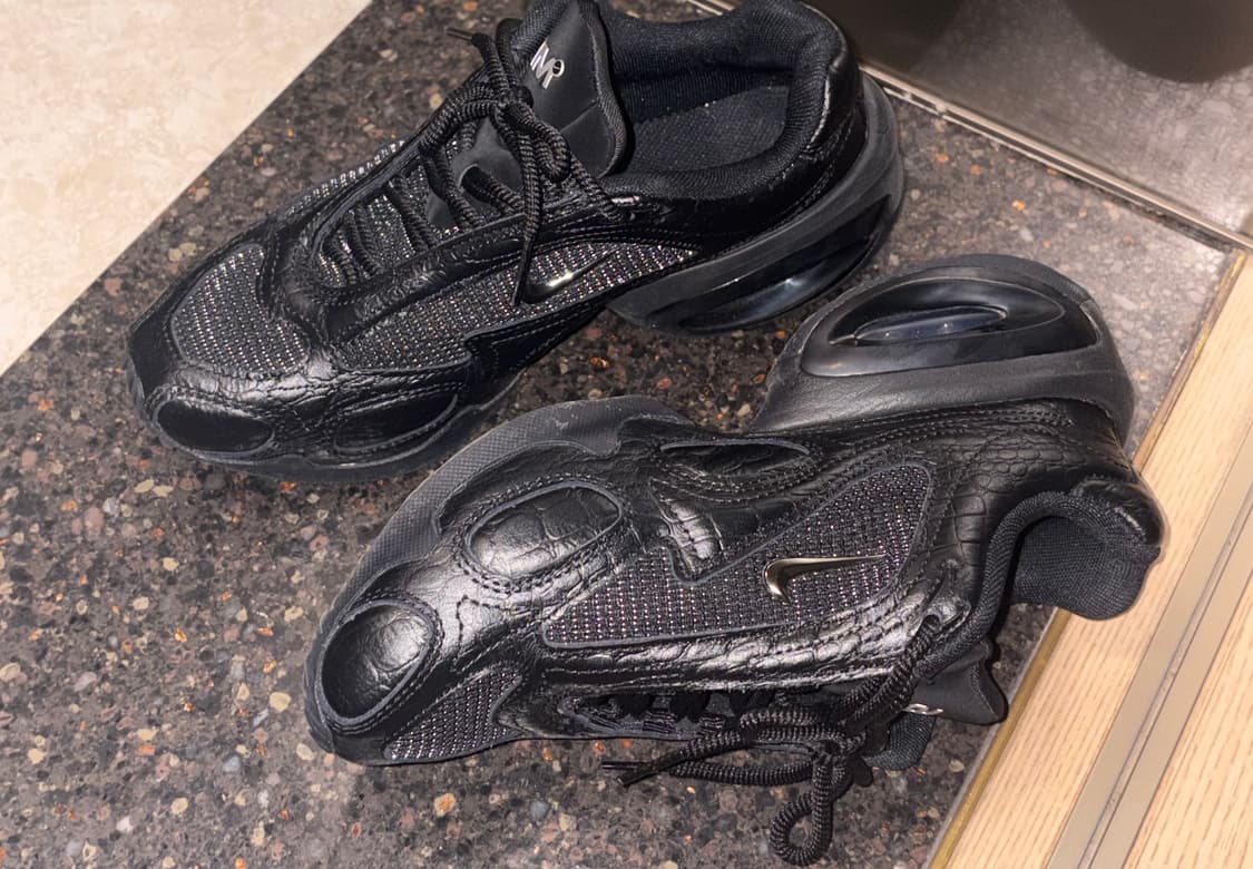 나이키 에어맥스 뮤즈 SE W (IB6689-001) 상품이미지1