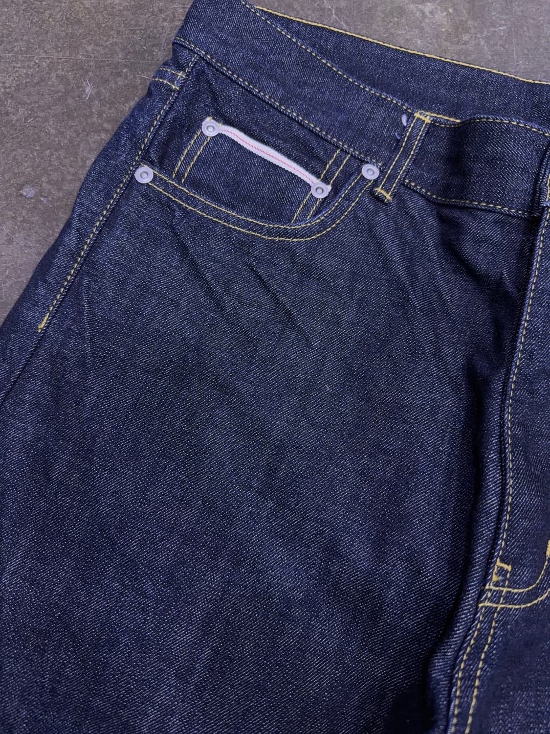 유니폼브릿지 레귤러핏 셀비지진 데님팬츠 딥인디고 XL 상품이미지4