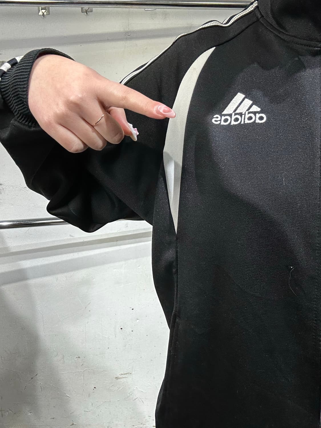 O0s 아디다스 블랙 화이트 삼선 스몰 로고 올드스쿨 트랙탑 져지 상품이미지4