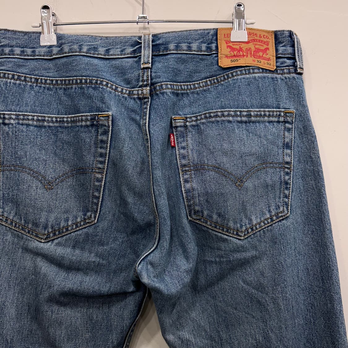 리바이스 505 레귤러 스트레이트 데님팬츠 상품이미지1