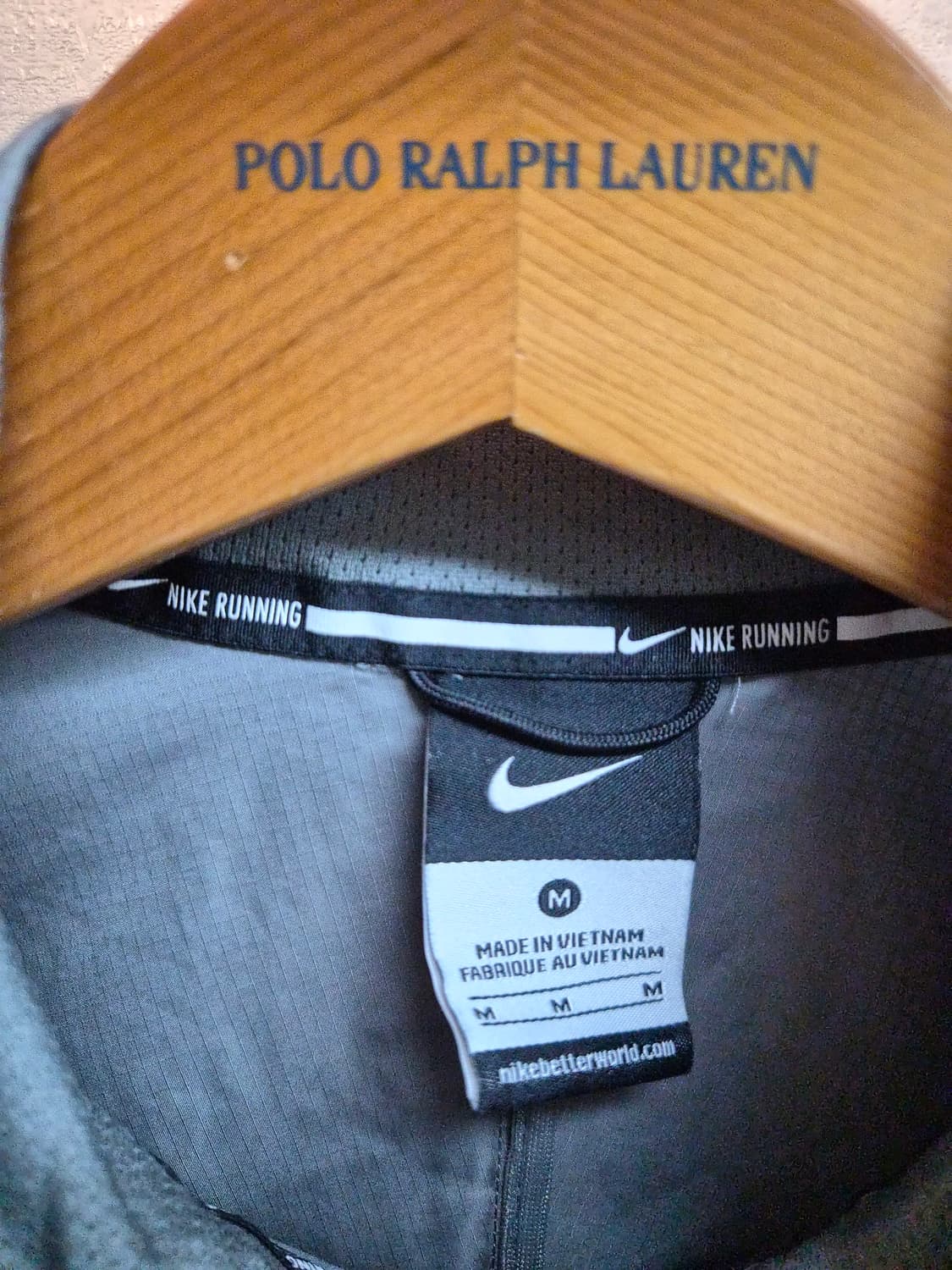 M) 나이키 러닝 바람막이 팝니다 상품이미지4