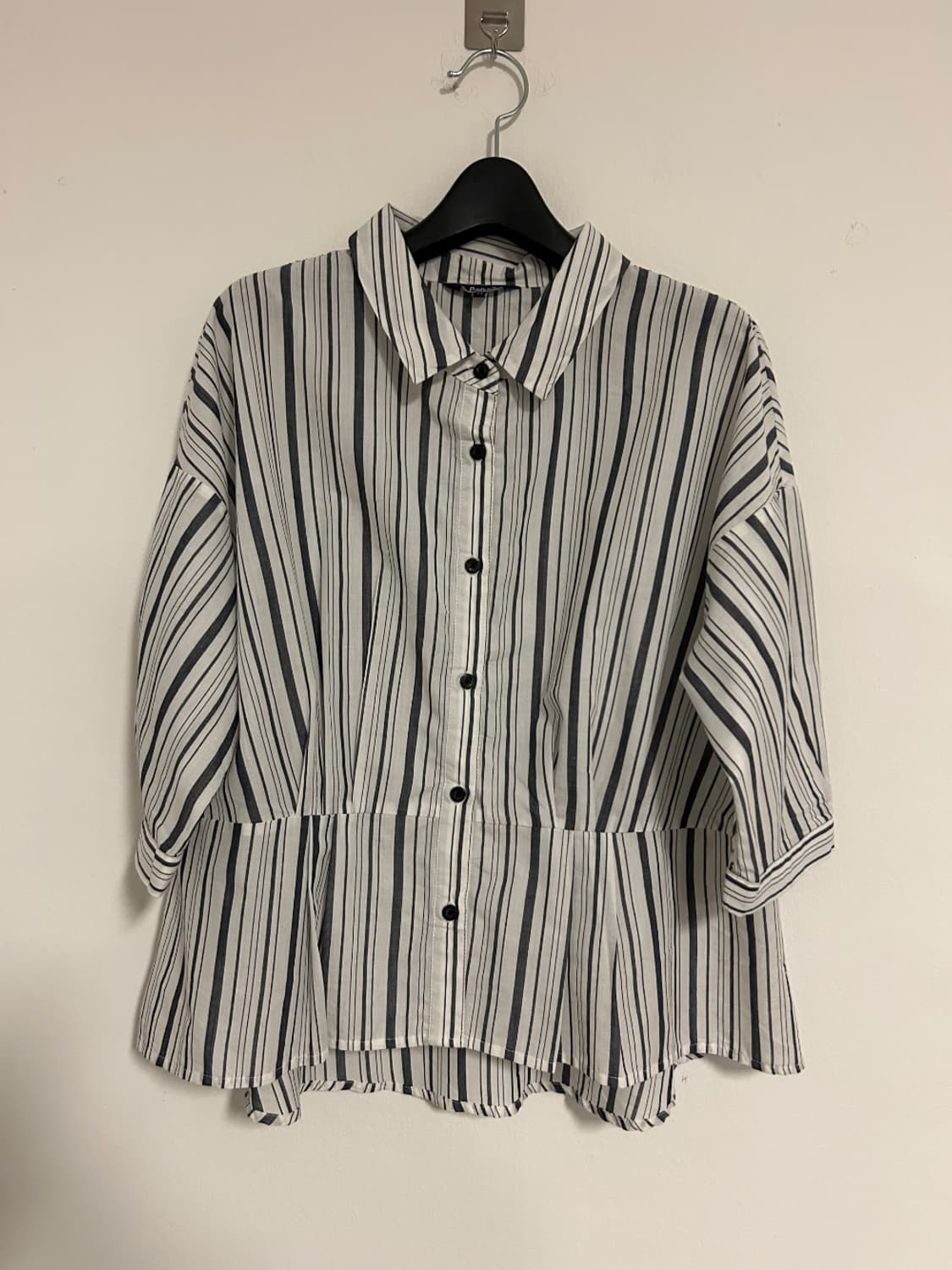 Junko Shimada Part 2 Stripe Flare Blouse 상품이미지1