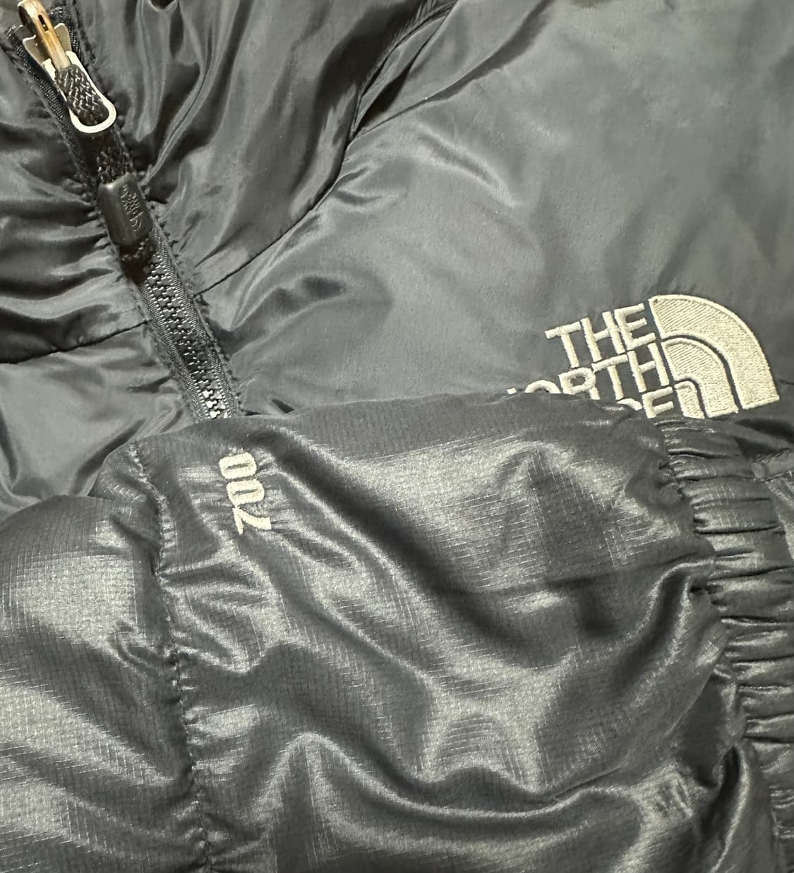 노스페이스 구형 눕시 700 블랙 100 사이즈 상품이미지2