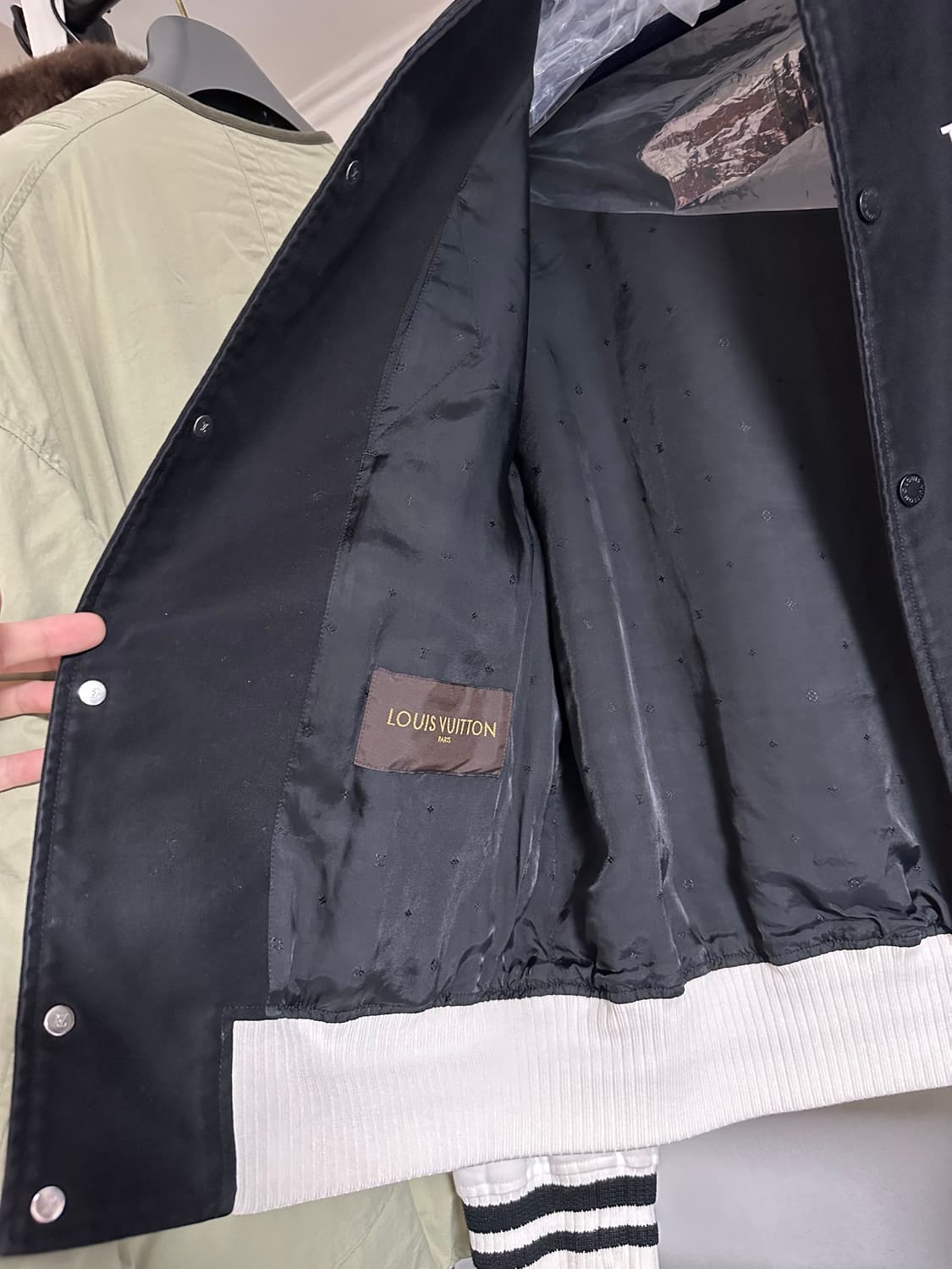 [56] 루이비통x프라그먼트 스타디움 자켓 상품이미지6