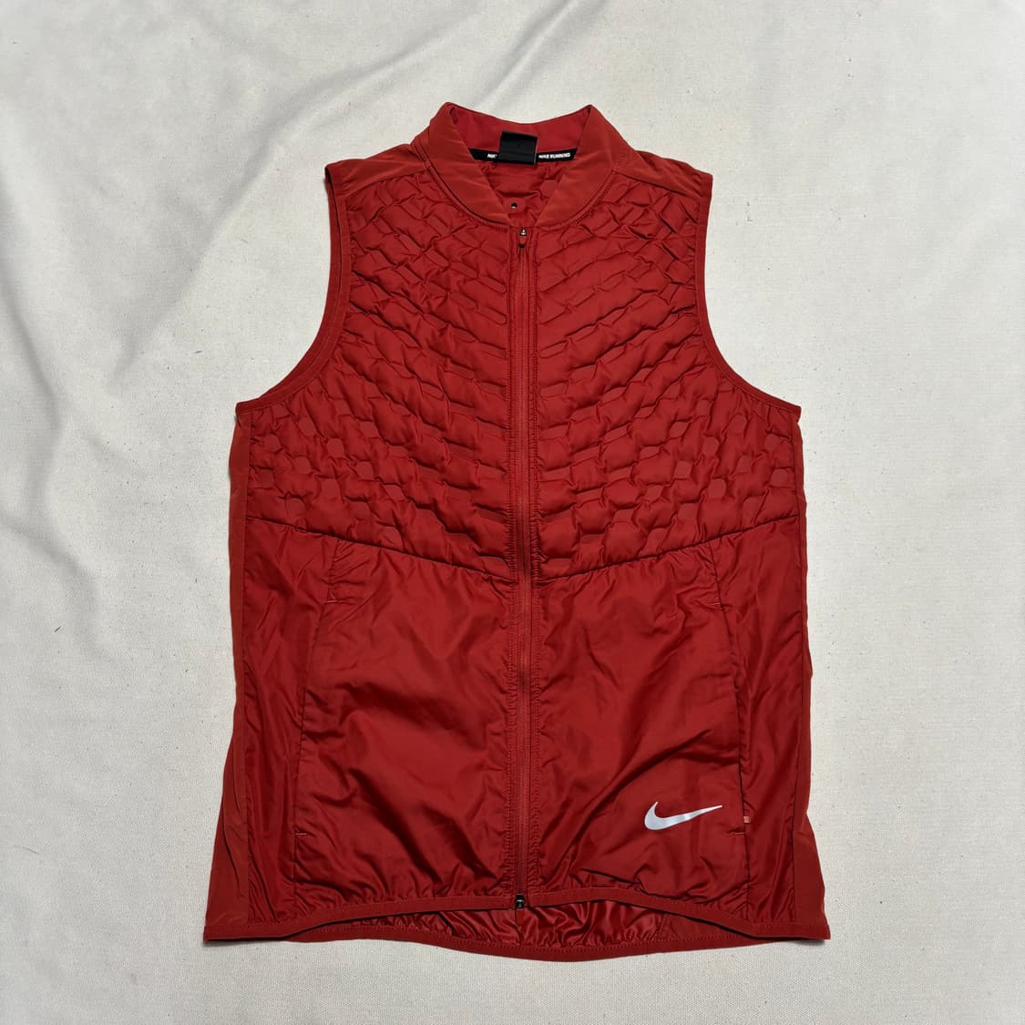 M 나이키 에어로로프트 러닝 베스트 상품이미지2