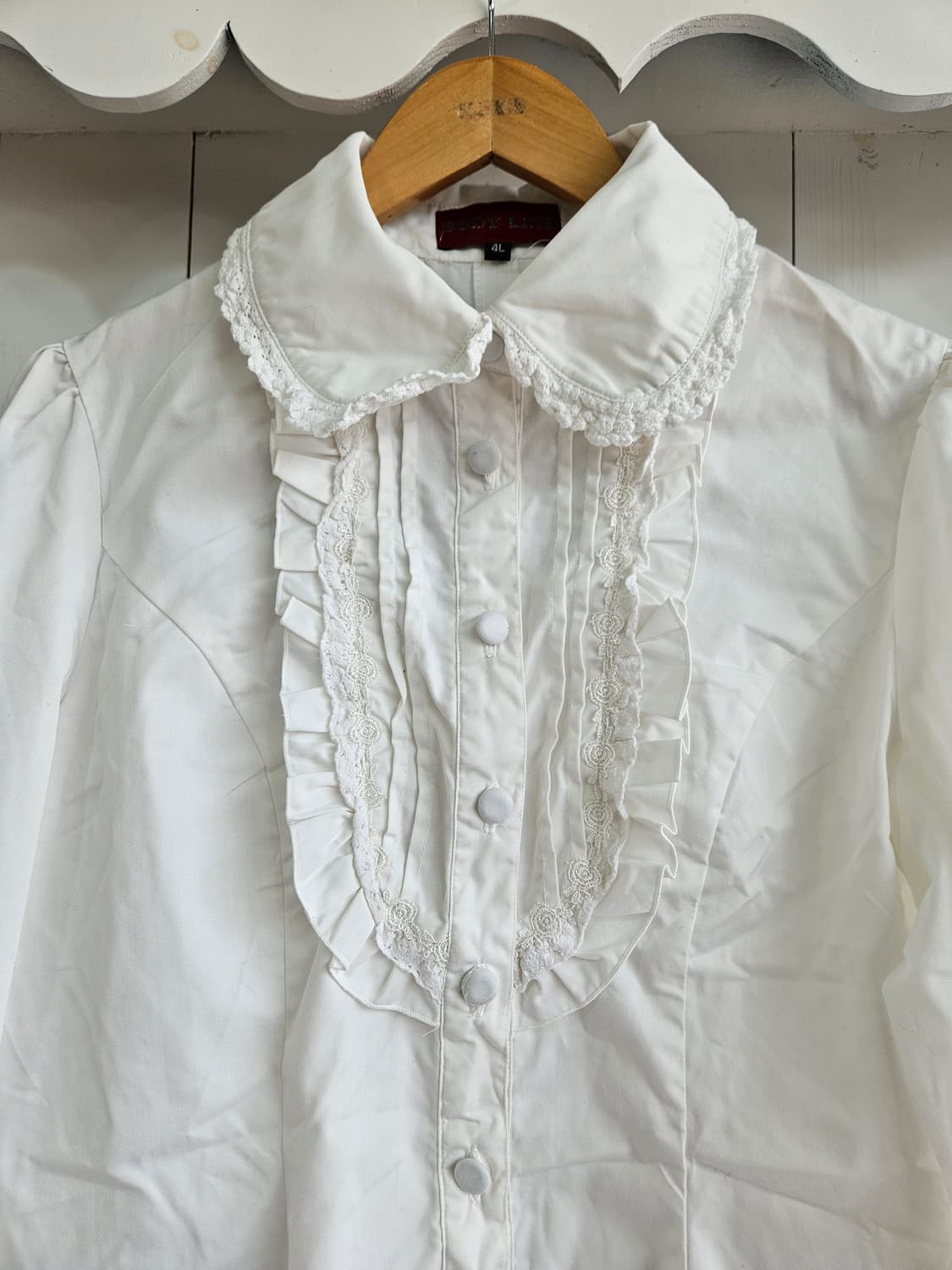 레이스 셔링 블라우스 화이트 프릴 카라 상품이미지3