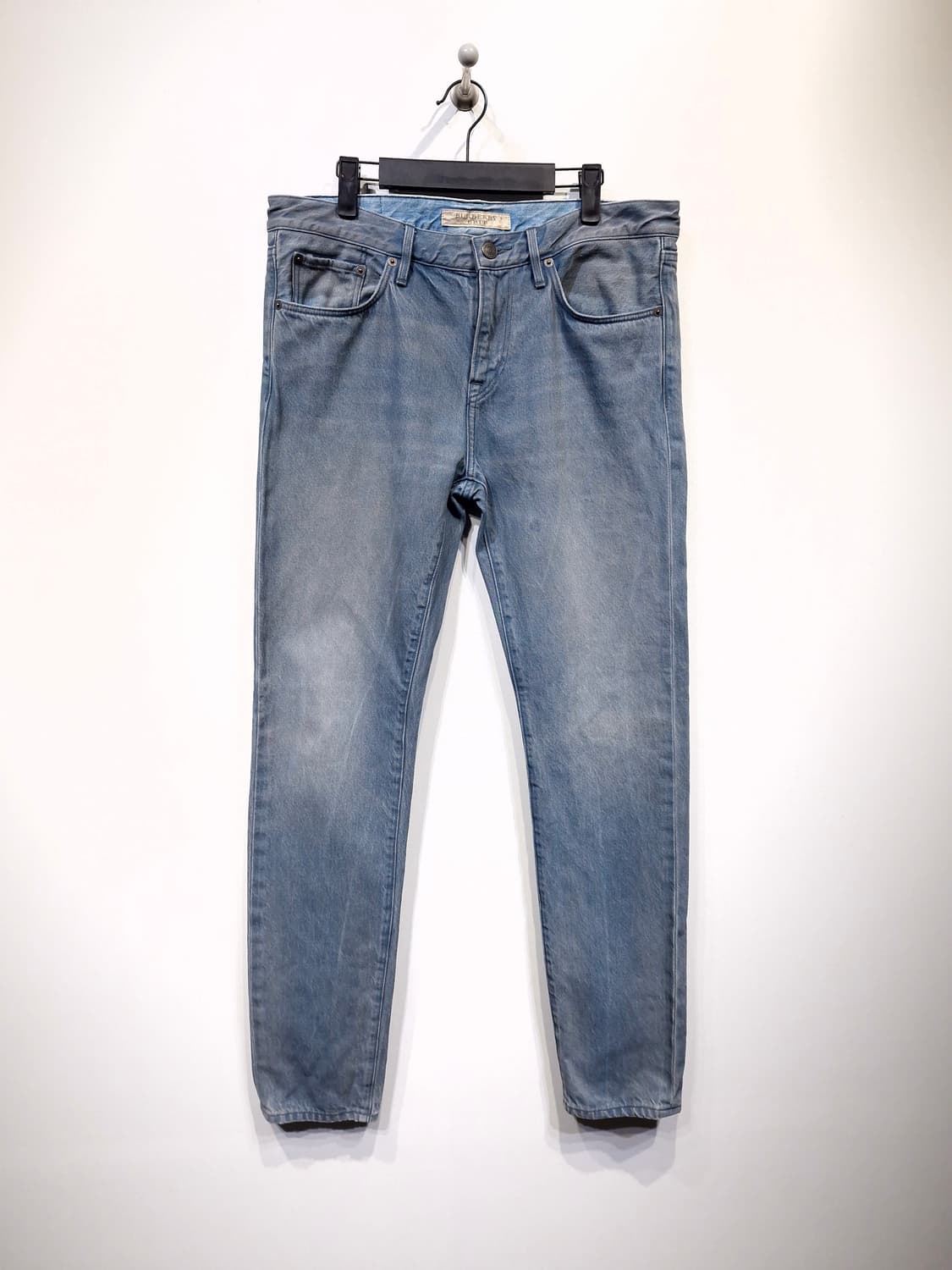 버버리 브릿 슬림핏 데님 팬츠 W33/L32 상품이미지1
