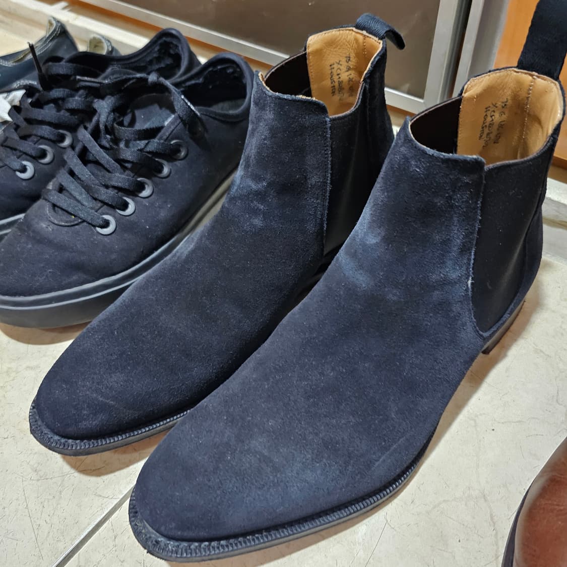 처치스 houston 블랙 스웨이드 첼시부츠 상품이미지1