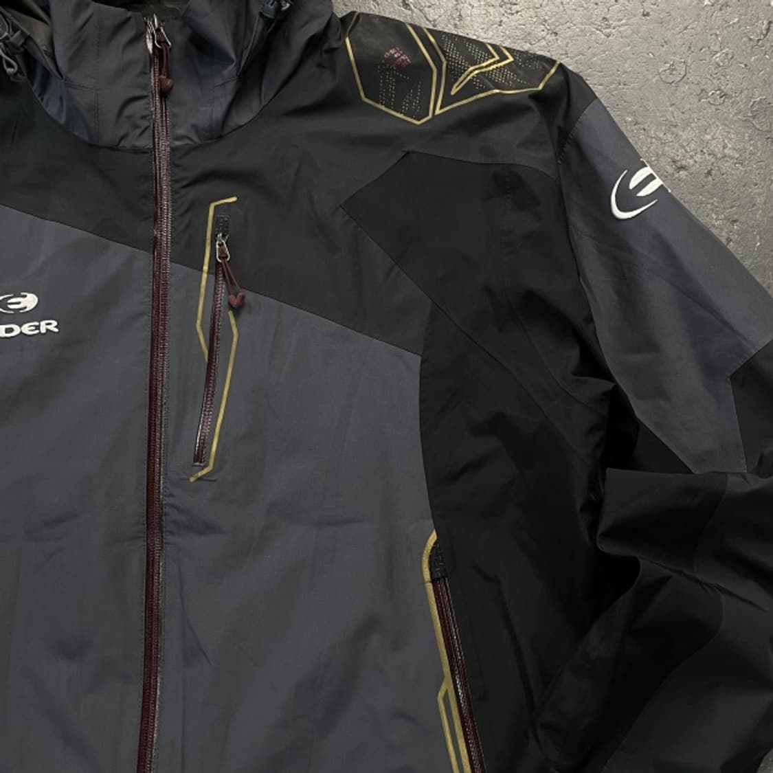 105 아이더 바람막이 상품이미지2