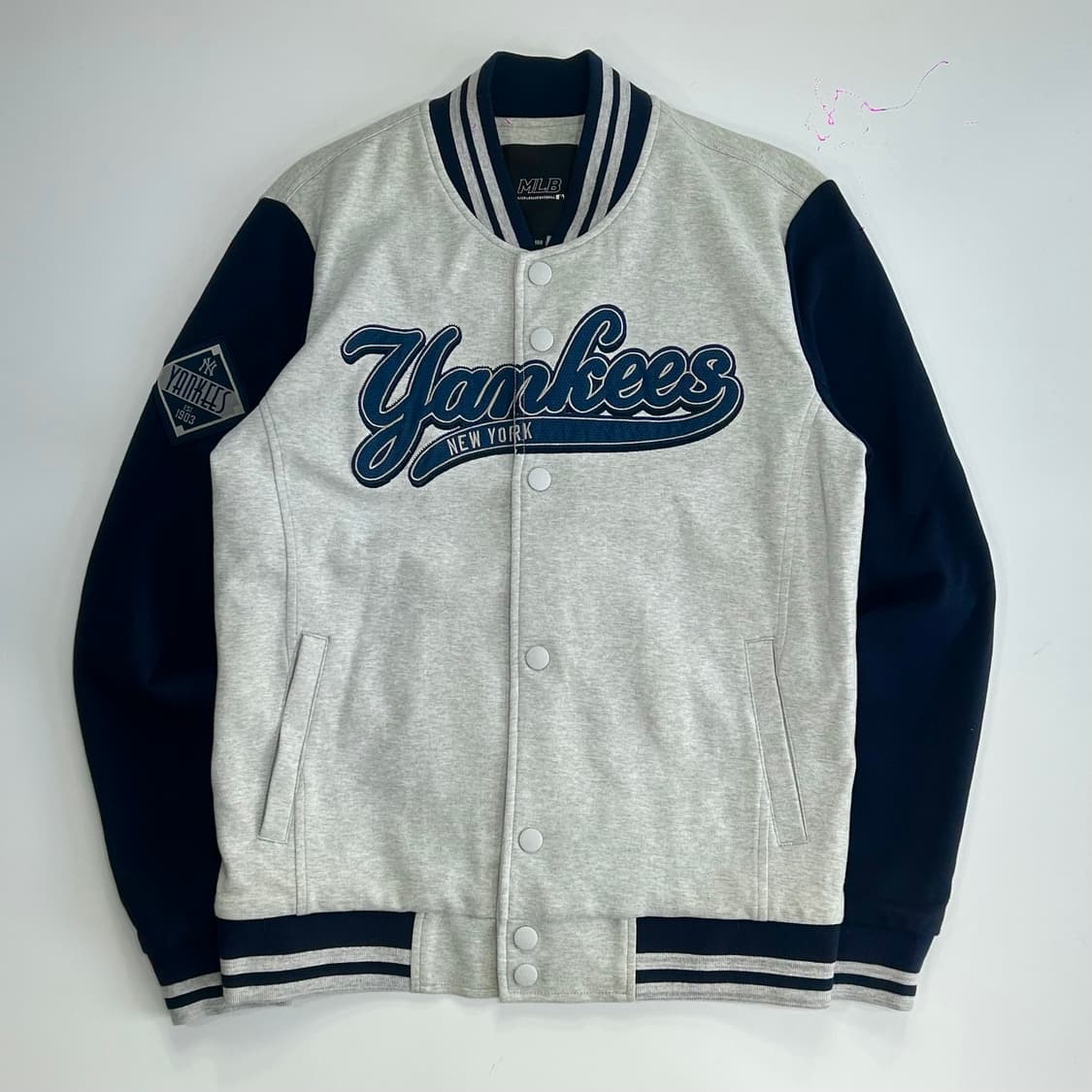 MLB 엠엘비 양키스 네이비 그레이 배색 야구점퍼 상품이미지3