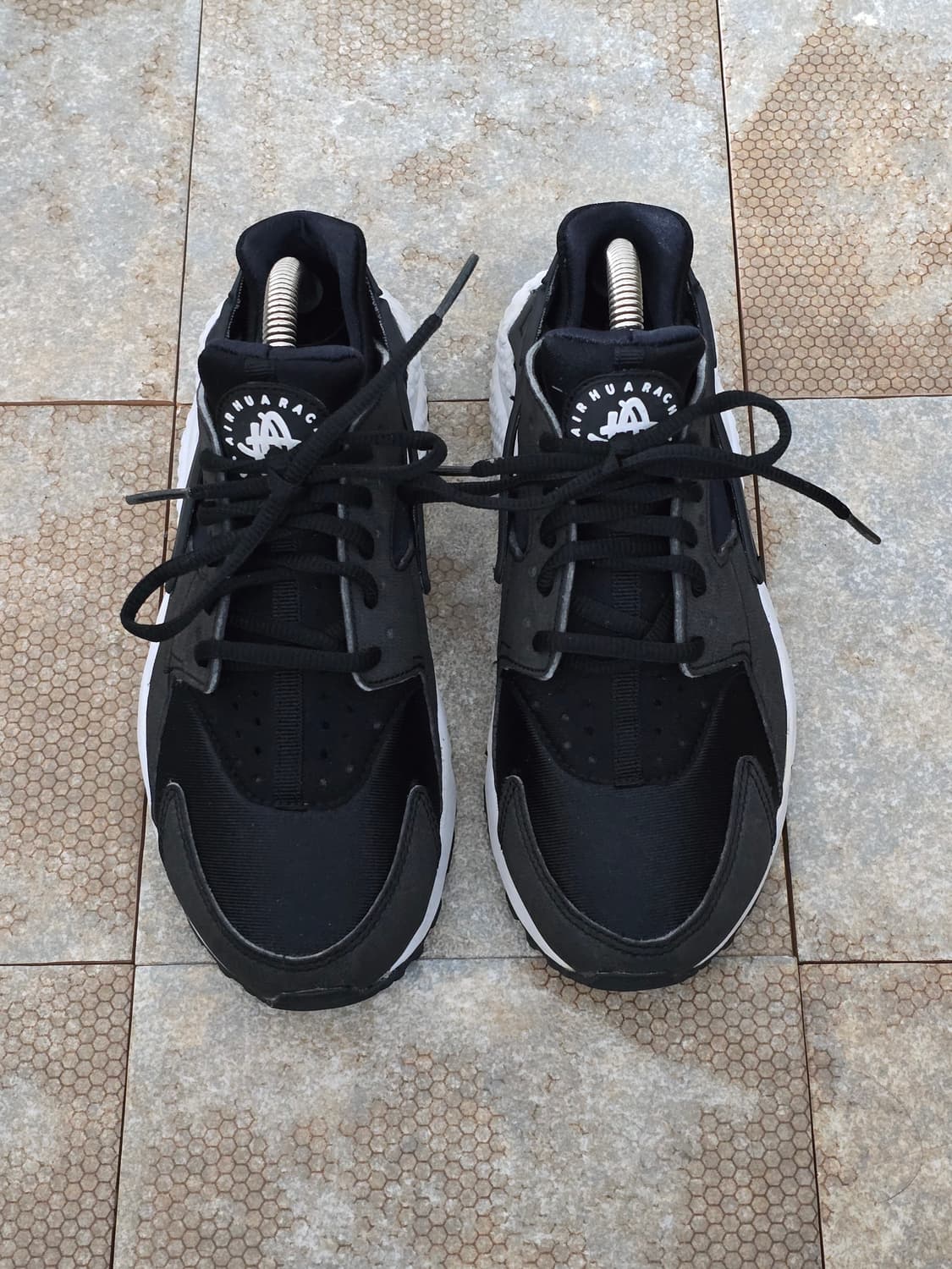 (230)나이키 에어 허라취 런 검흰 상품이미지1