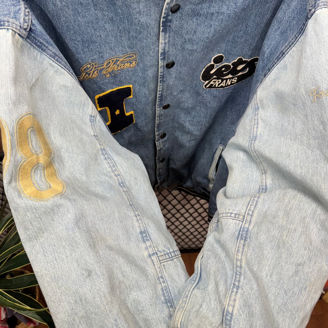 USA VINTAGE 데님 바시티 자켓 전후면 패치 포인트 연청 상품이미지8
