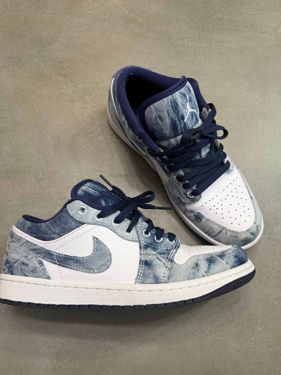 조던 1 로우 SE 워시드 데님 상품이미지1