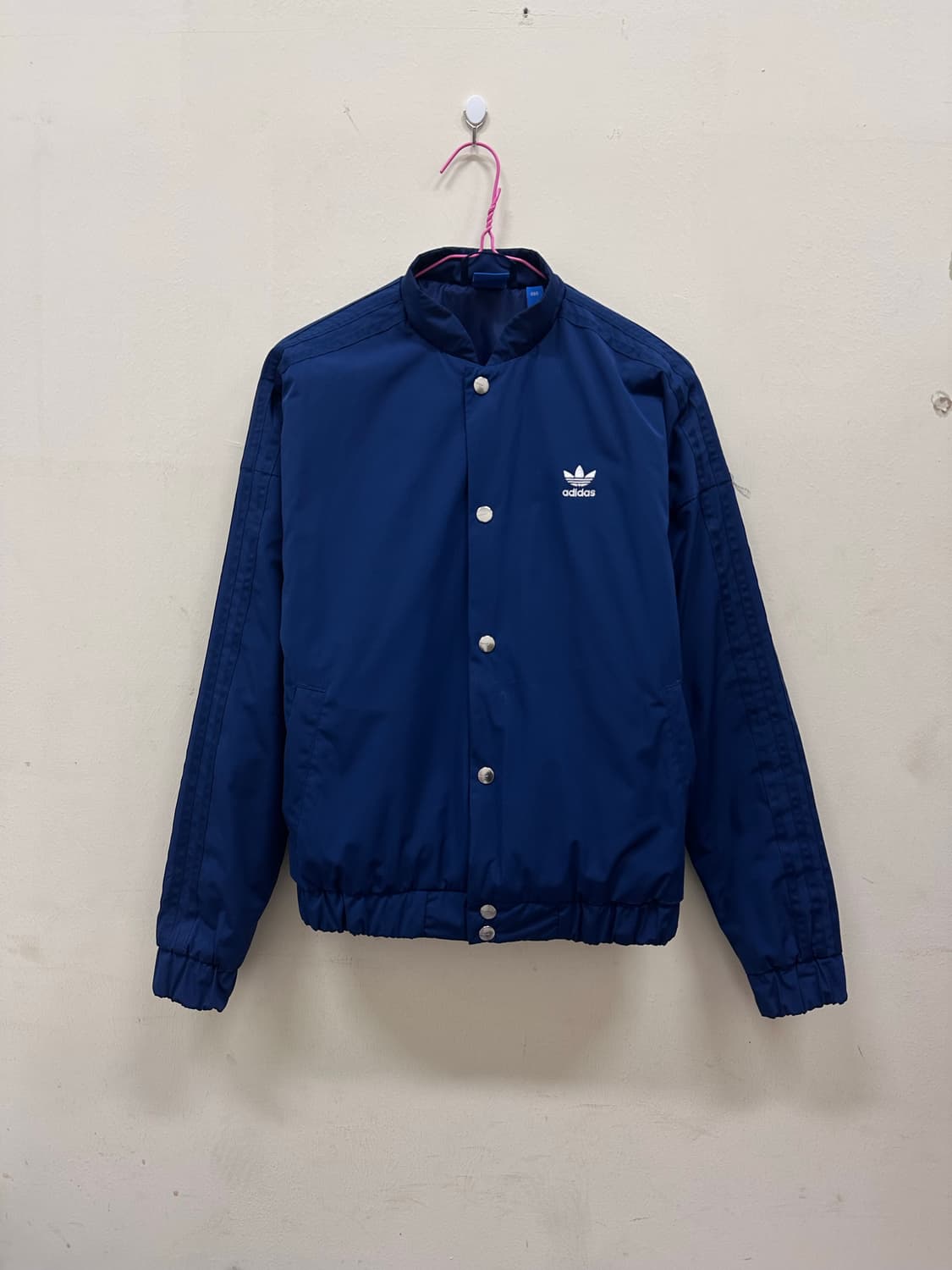 아디다스 경량패딩 바시티 자켓 상품이미지3