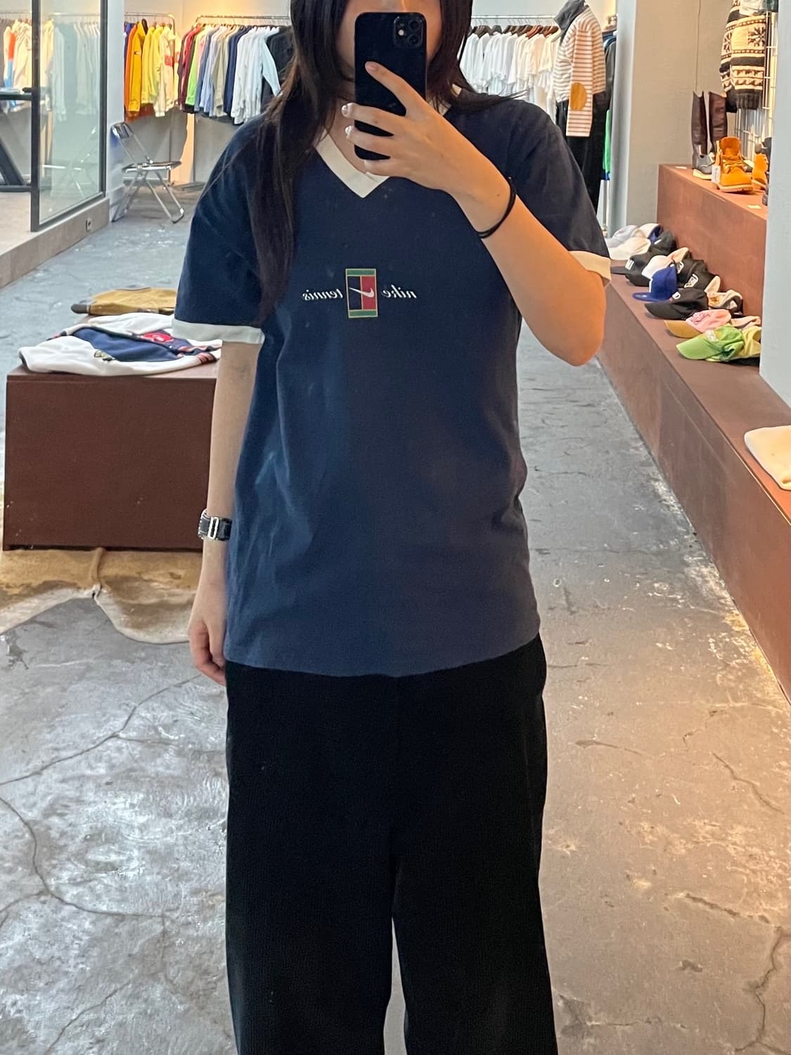 나이키 빈티지 테니스 브이넥 반팔티 H481 상품이미지1